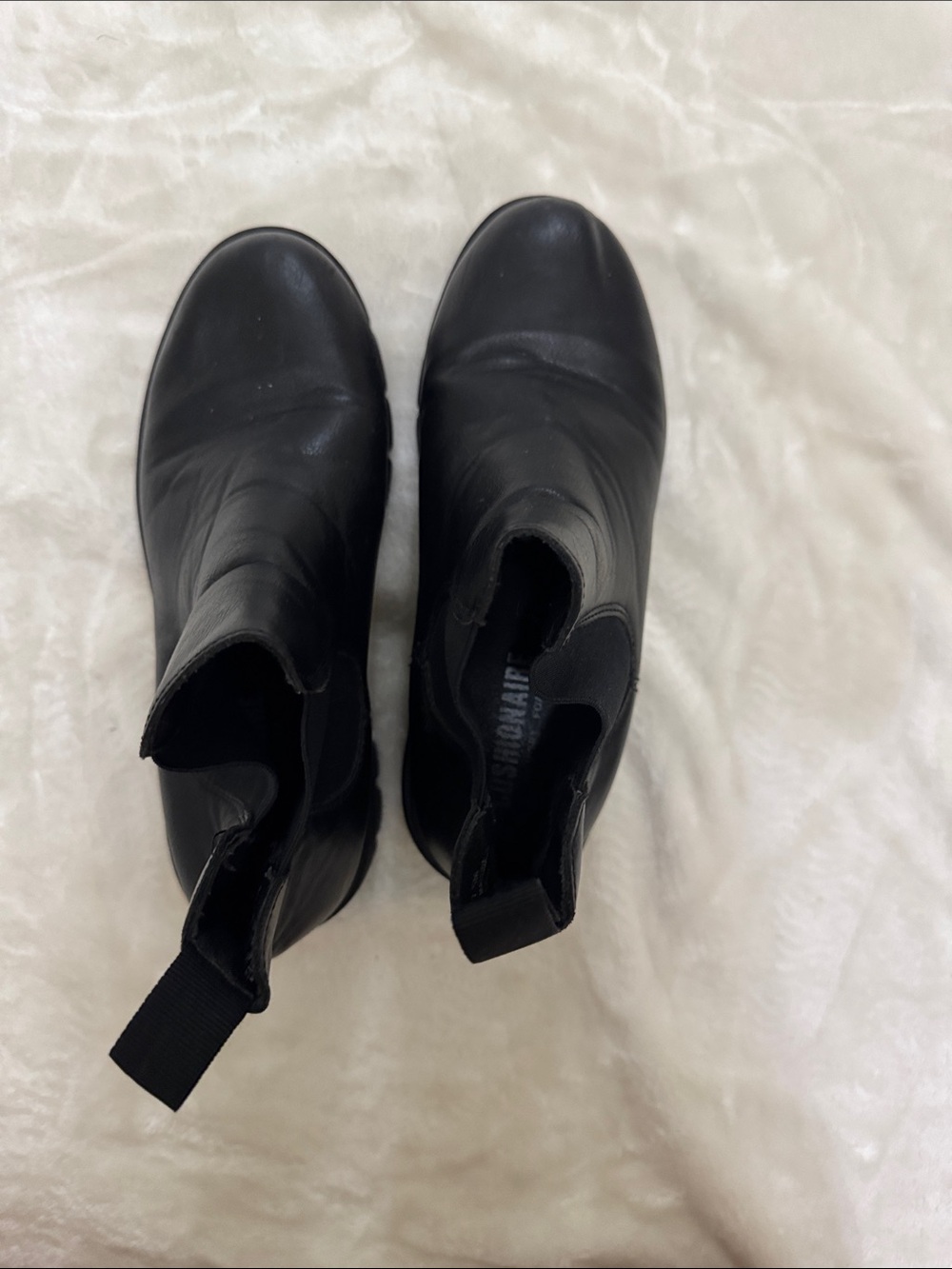 Cushionaire Women's Black Chelsea Ankle Boots - Classic Slip-On Style